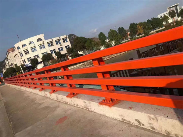 白塔质量可靠的不锈钢桥梁防撞护栏批发商