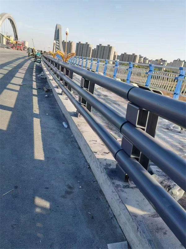 灞桥采购不锈钢复合管必看-经验丰富